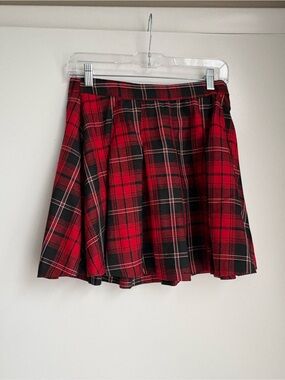 H&M Red Plaid Pleated Mini Skirt